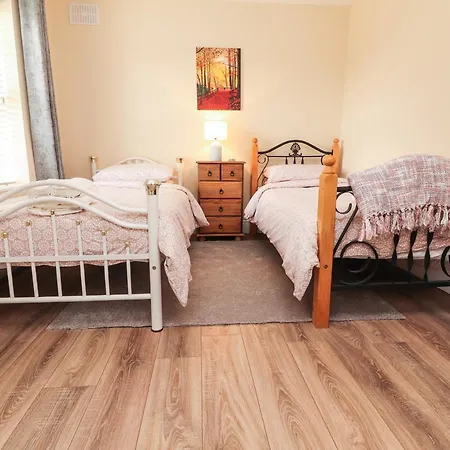 Meadow View * اينيس